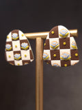 Checkered Brown Stud