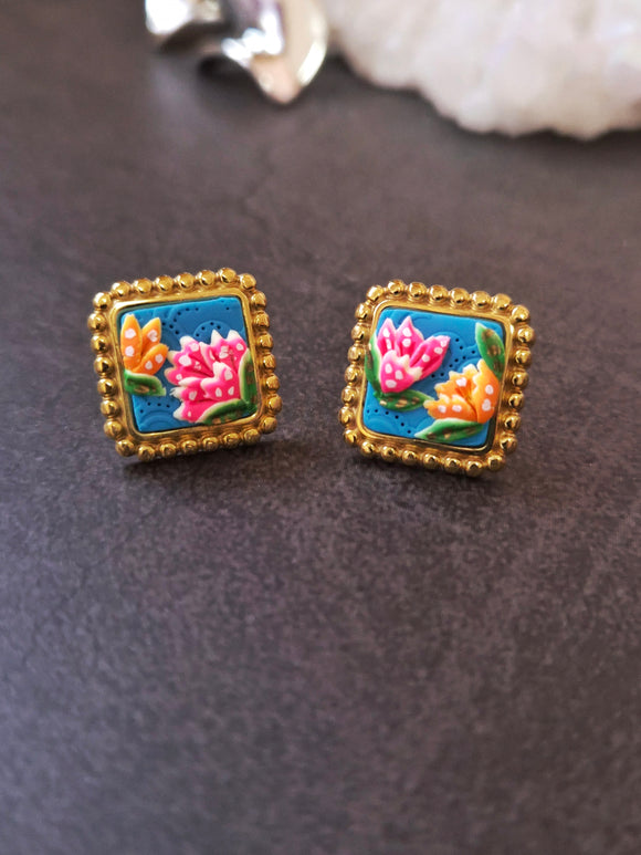 Batik Square Stud (blue)