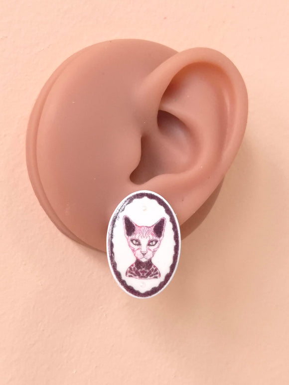 Porcelain Cat (dark red)